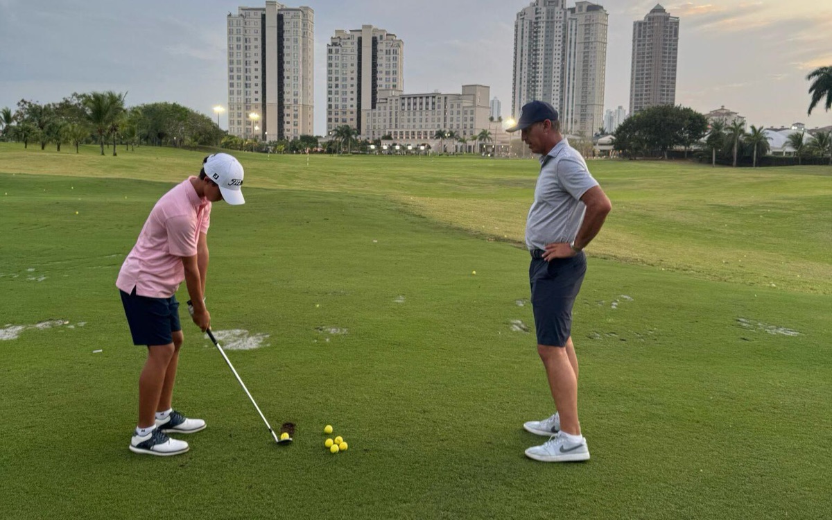 An evening practice session on the Santa Maria range as the sky turns pink